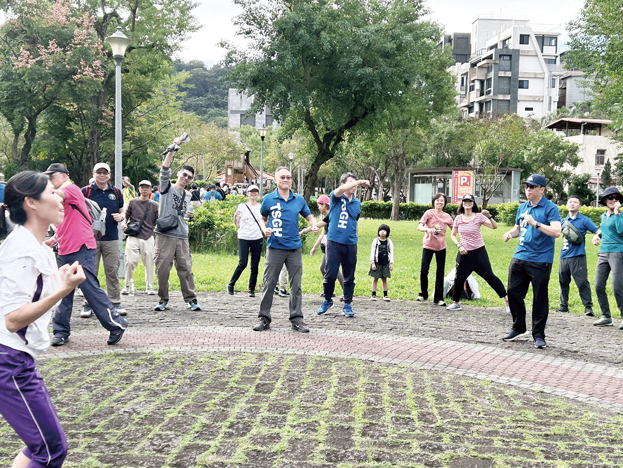 活力暖身嘿咻嘿咻